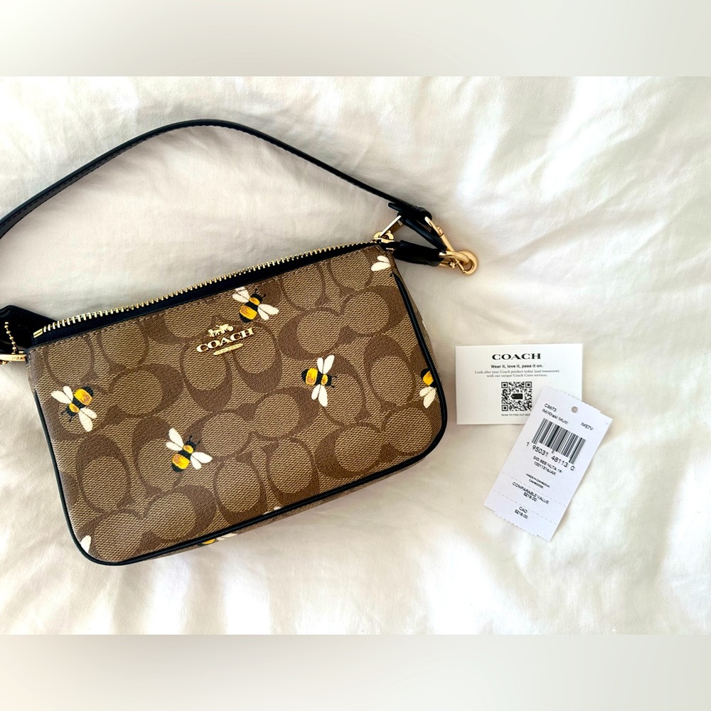 NWT COACH Nolita 19 Bee Print bag
